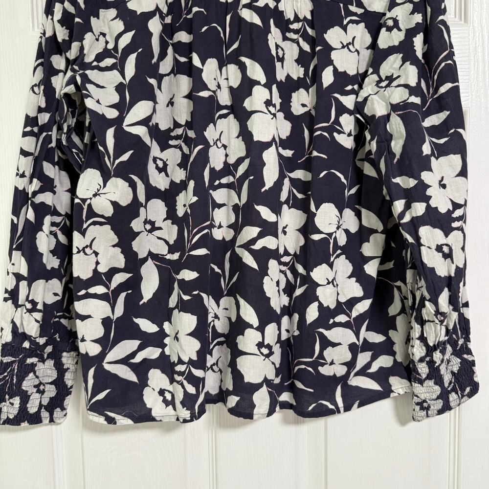 Velvet by Graham & Spencer Women's Floral Long Sleeve Top Size Medium - Picture 13 of 13